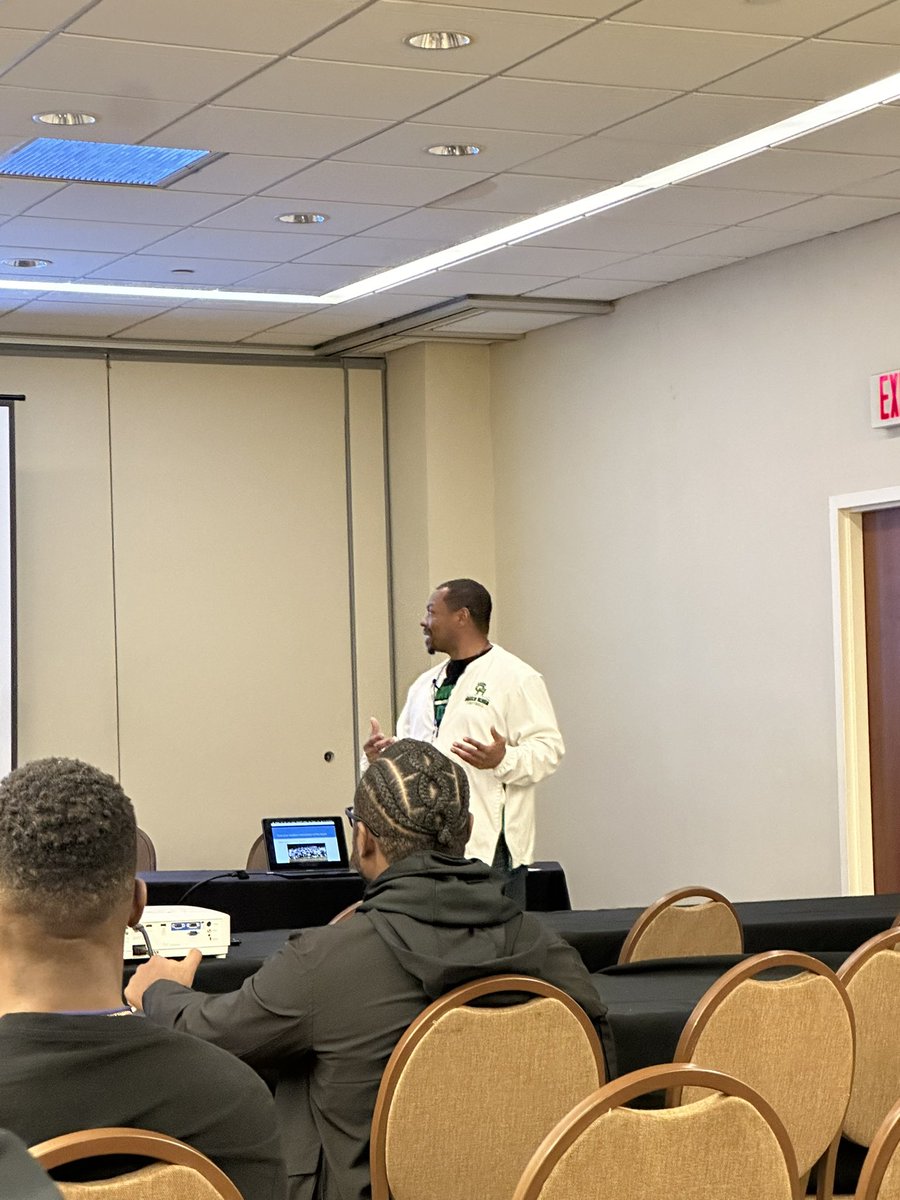 Thank you  <a href="/PlaybookClinics/">Playbook Clinics</a> for having me speak today on building leaders amongst your players. Looking forward to Indy next month.