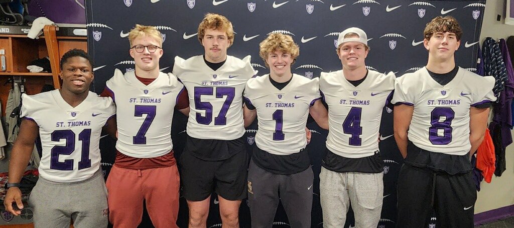 Had a great time at <a href="/UST_Football/">St. Thomas Football</a> today with the Maple Grove Squad! Thank you <a href="/kuchinski8/">Wallie Kuchinski</a> for the invite and conversations! it was a great experience! <a href="/Coach_Caruso/">Coach Glenn Caruso</a>