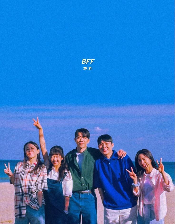 flavhiass's tweet photo. 🍜 kdramas e doramas 🫰🏾
Thread 🧶 

📺: Vinte e cinco, Vinte um 

Na Hee-do tem  um sonho de se tornar uma grande esgrimista. Para isso, ela luta com tudo pra realizar seu sonho. Ao mesmo tempo, ela descobre o amor junto com o Back Yi-jin. https://t.co/tSM5vHm1tW