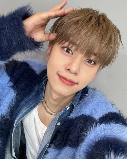 want to pinch the cheeks????