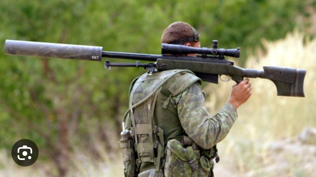 🇺🇲 The best American sniper "Humber Henry", commander of a sniper unit in the American Delta Group participating in the Gaza war

was shot in Khan Yunis in the head by the best sniper of Al Qassam 🇵🇸 💪