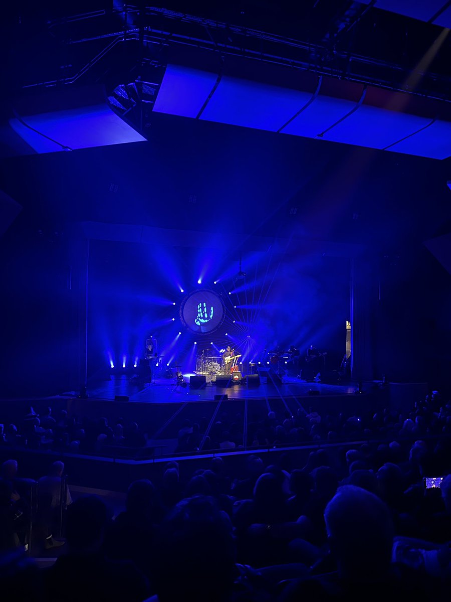 Thank you to all for 8 years of SOLD OUT shows! What an incredible evening to listen to the sounds of Pink Floyd with loved ones. 

More pics to come. We will see you all again next year for another sold out Pink Floyd experience!! 🤘🏻🎸 <a href="/AKproject/">Comfortably Numb - Canada's Pink Floyd Show</a>