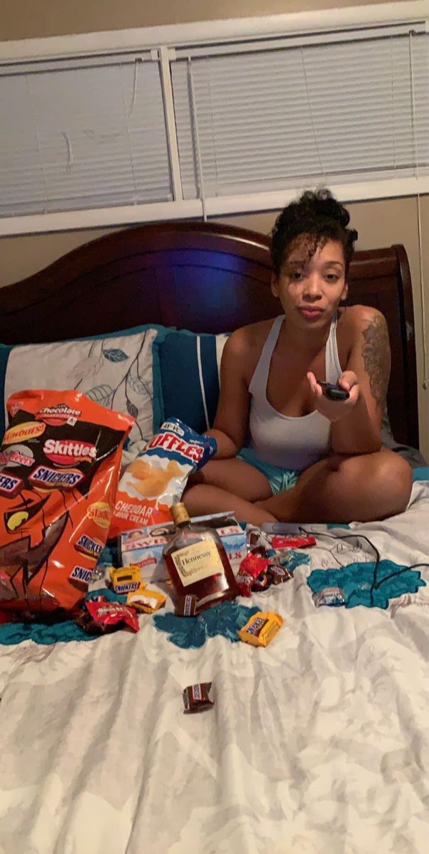 🧁🎀ᴍɪꜱꜱ ʟᴀᴅʏ🎀🧁 tweet media