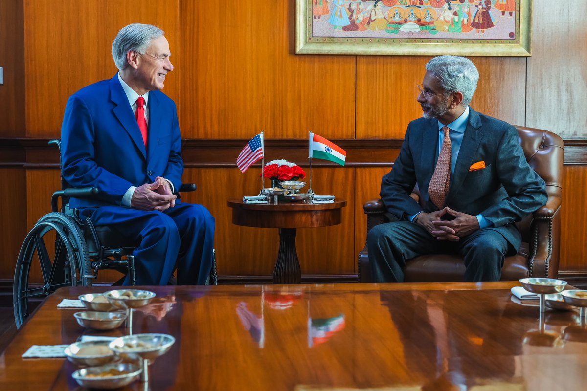 Wonderful to see <a href="/DrSJaishankar/">Dr. S. Jaishankar</a> today in New Delhi.

Today, we discussed how we can take the thriving Texas-India partnership to new heights.

More: bit.ly/3u9m1o7