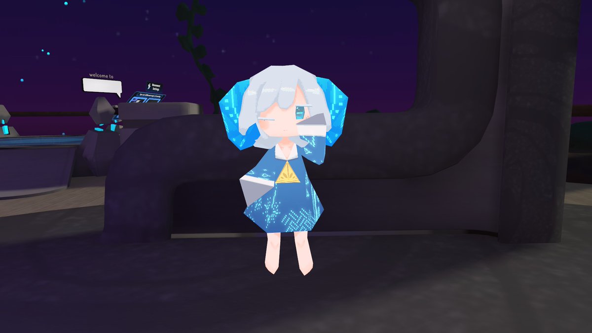 #VRChatはじめました

…といって早3週間弱
絶賛コミュ障&amp;機械音痴発動中！
とりあえずアバターは購入して変えられました
Quest勢なので色々制限ありますが
よろしくお願いします！