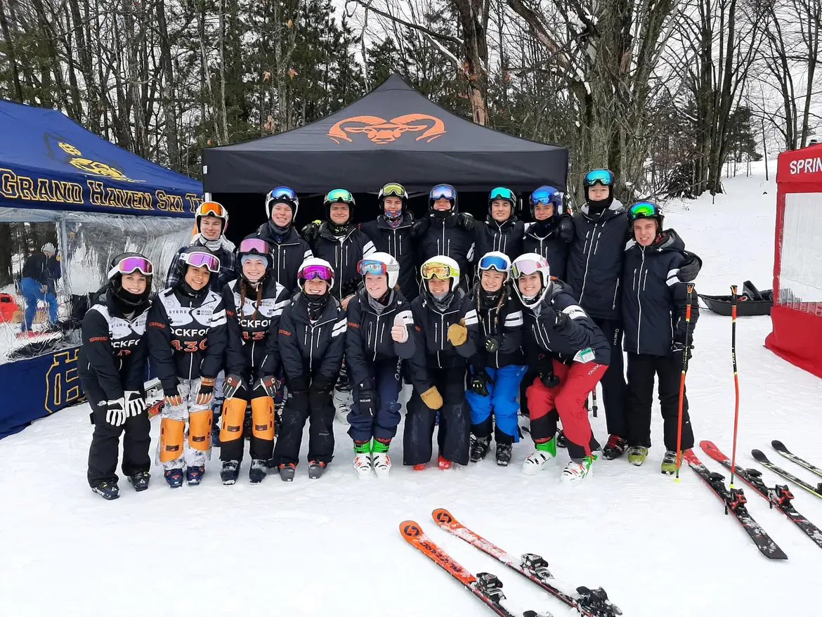 S/o to our Boys &amp; Girls Ski Teams! We had an awesome 6 weeks preparing for the season in the weight room. Very happy that they finally got the snow they were wishing for! ❄️ #RPRT