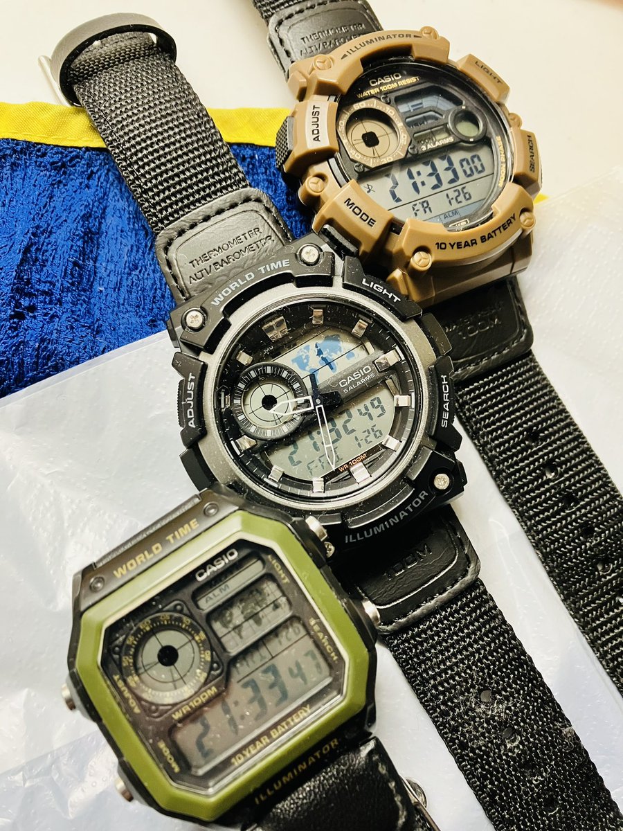 itokoi_sisyou's tweet image. ﾀﾞｨｧﾙ•ﾛｸﾞ(液晶ｧﾅﾛｸﾞ)
の
位置、同じモノ⌚️写真

#CASIO
#CASIOCollection
#CASIOstandard
#チプカシ
#チープカシオ