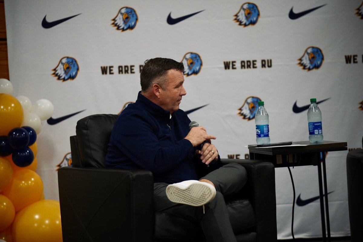 Oh what a night!  Thank you <a href="/RealCJ10/">Chipper Jones</a> and thank you to all who attended. Now that’s how you kick off a season
<a href="/RU_Eagles/">Reinhardt Athletics</a>