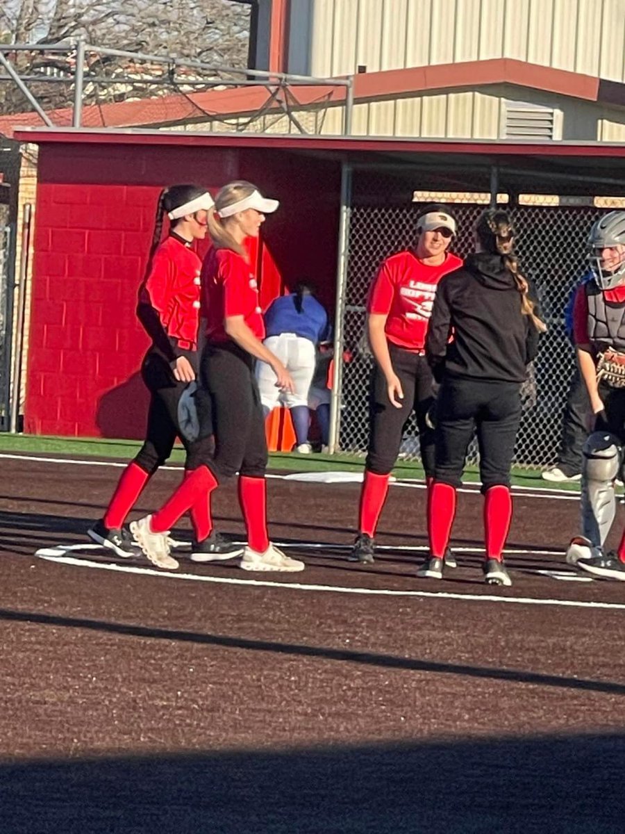 First Scrimmage in the Books! ✅ Had some quality at bats, & defensively played well for not having a lot of practice due to weather. Pumped to watch these ladies improve over the course of this season. Great job ladies 🥎🐆♥️ #betheone @Athletics_LISD @LHS_Leopards @LorenaISD