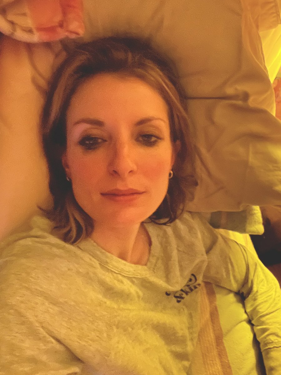 ShakesisterGrim's tweet photo. Pretty much.

(Caturday night— the last weekend before the semester marathon begins.)

#Peach #StarAcademy #ACATemy #Caturday #Sapphic #Soul https://t.co/FswlIfHvLC