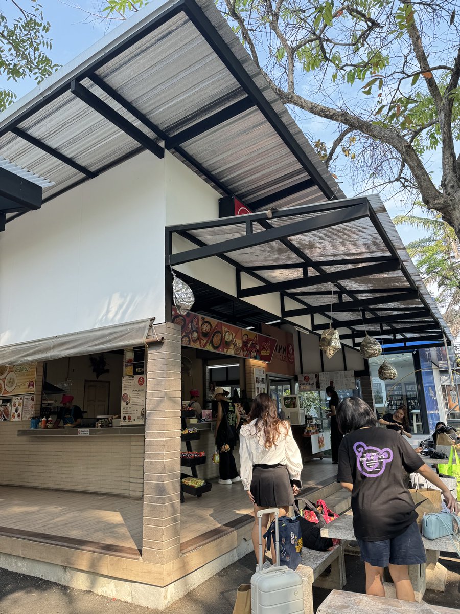 iicansay's tweet photo. แจกทุกท่านที่นัดรับสายคล้องคอหน้าคอน สามารถรับได้ที่ร้านมาม่า ตั้งแต่ 10.00-12.00 ค่า 

ช่วงบ่ายเราแจ้งสถานที่อีกทีนะคะ🙇🏻‍♀️ ติดตามได้ที่ #cansayupdate

**วันนี้เราเข้าคอน 5โมงนะคะ ท่านใดสะดวกทยอยมารับก่อนได้เลยค่า เนื่องจากสัญญาณเน็ตตรงลานไม่ดีเลย จะติดต่อกันยากมาก🥹🙏🏻 https://t.co/RYEiu9R9WG