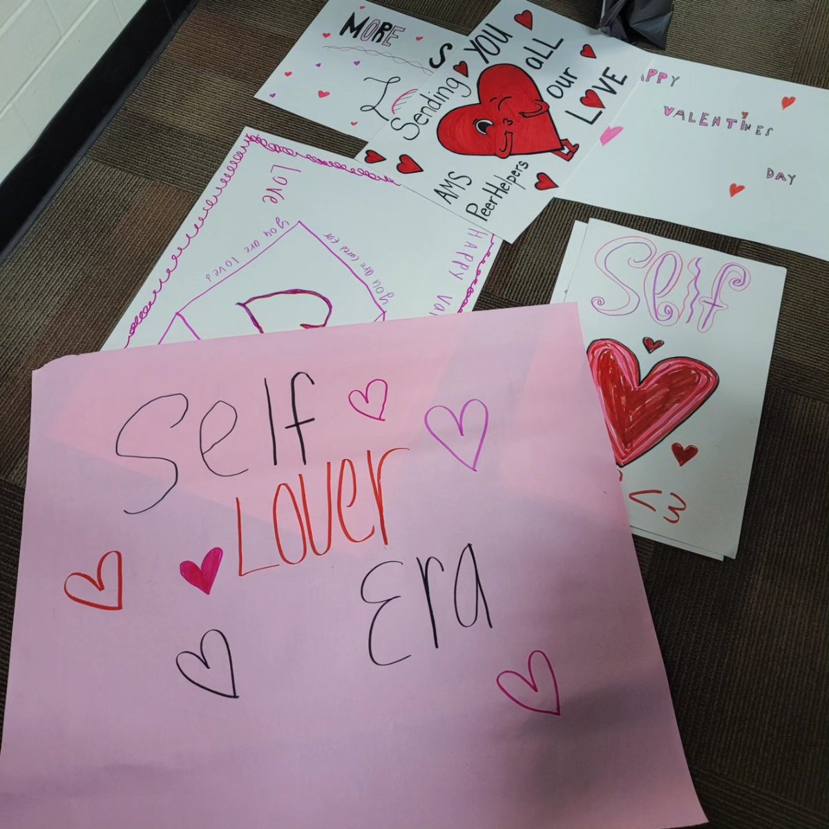 AMSkelkins's tweet photo. Our AMS PeerHelpers worked hard today preparing for our next campaign! It's all about loving yourself as we approach Valentine’s Day!🩷🩷🩷
@thrive_way
#peerhelpers https://t.co/cjVJf7ujF6