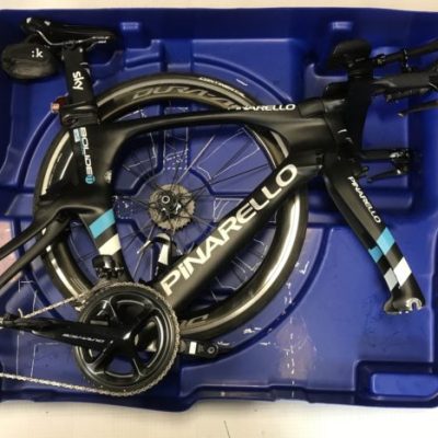 The Bike Box Alan Easy AeroFit is the biggest bike box available anywhere, so it should be no surprise that all triathlon and road bikes fit, with plenty of space for wet suits, shoes and Kit.

enduraprep.co.uk/bikeboxhire/