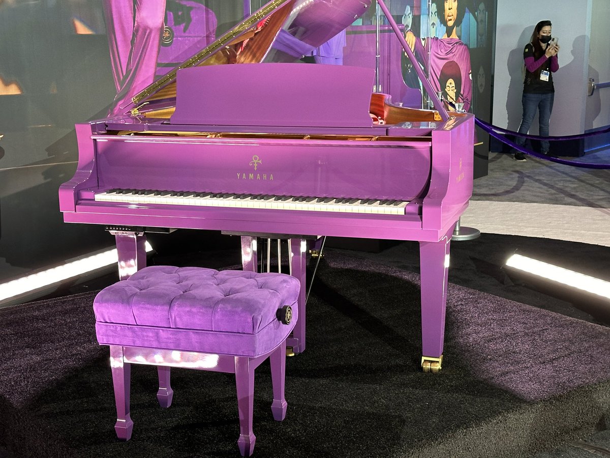 One of the coolest things at the show was Prince’s purple @YamahaMusicUSA grand piano, straight from Paisley Park! #NAMMShow