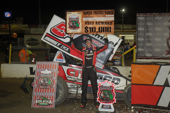 Few more shots of @RyanTimms_5T @Timms5T @VolusiaSpeedway @uscsracing victory lane.