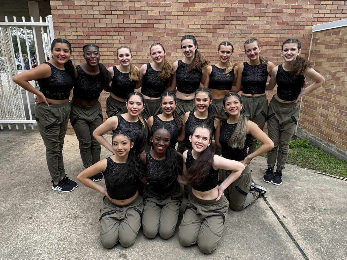 Foster Flairs Drill Team tweet media