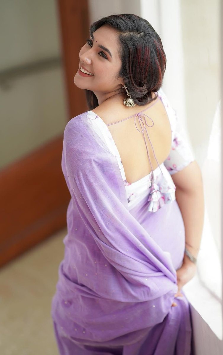 ctcupdates's tweet photo. #Sreenithi 💜 https://t.co/ASERaeStu5