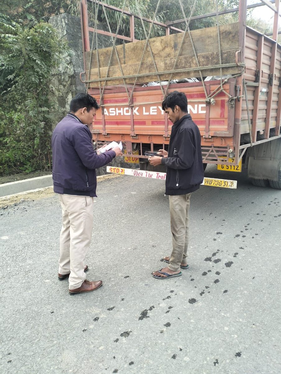 DtoDimaHasao's tweet image. Enforcement drive against various offences at Dima Hasao 
 Tax-2 
 seat belts-5 
 HSRP-1 
 Permit-1 
others-2
@CMOfficeAssam  @assampolice  @TransportAssam  @MORTHIndia @ParimalSuklaba1  

#enforcementdrive #roadsafety #FollowTrafficRules #safetyfirst #safedriving