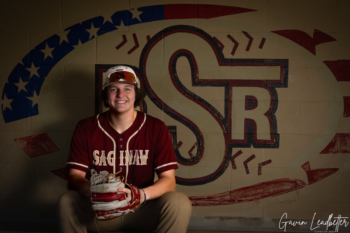 ScottLeadbette6's tweet photo. Senior Photo Shoot - Baseball Theme https://t.co/SraWQ3jrZI