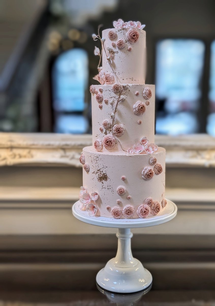 3LittleBirdsBakery tweet media