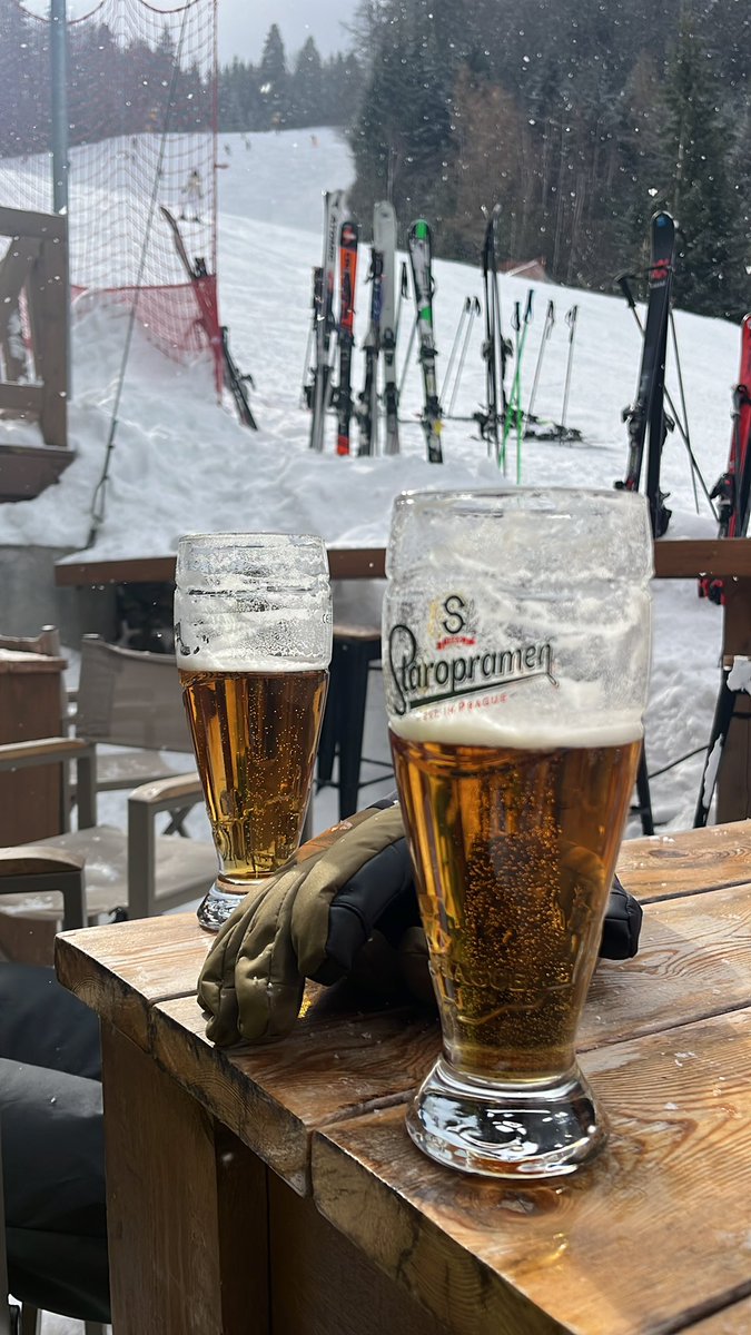 Jake Collins tweet media