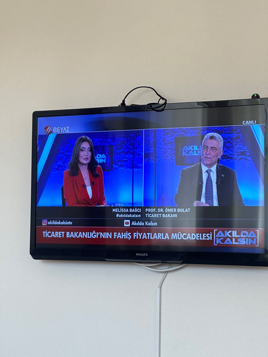 Papatyafal19's tweet photo. @melissabagci_ Gümrük muhafaza memurları özlük haklarının iyileştirilmesini istiyor🌸🌸🌸 https://t.co/jkQIuRJwzU
