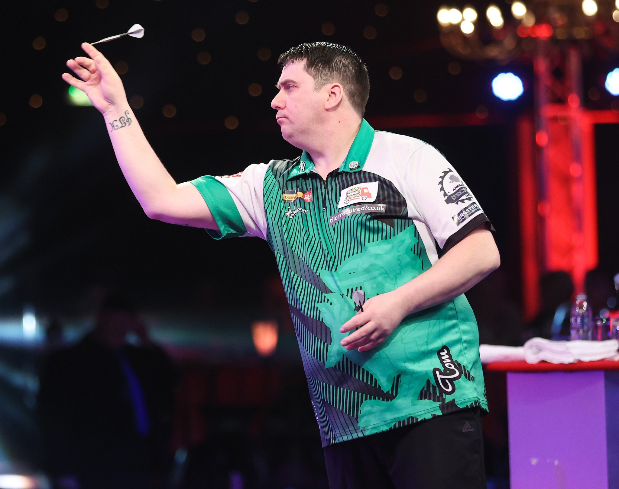 Mark And Graham Logo