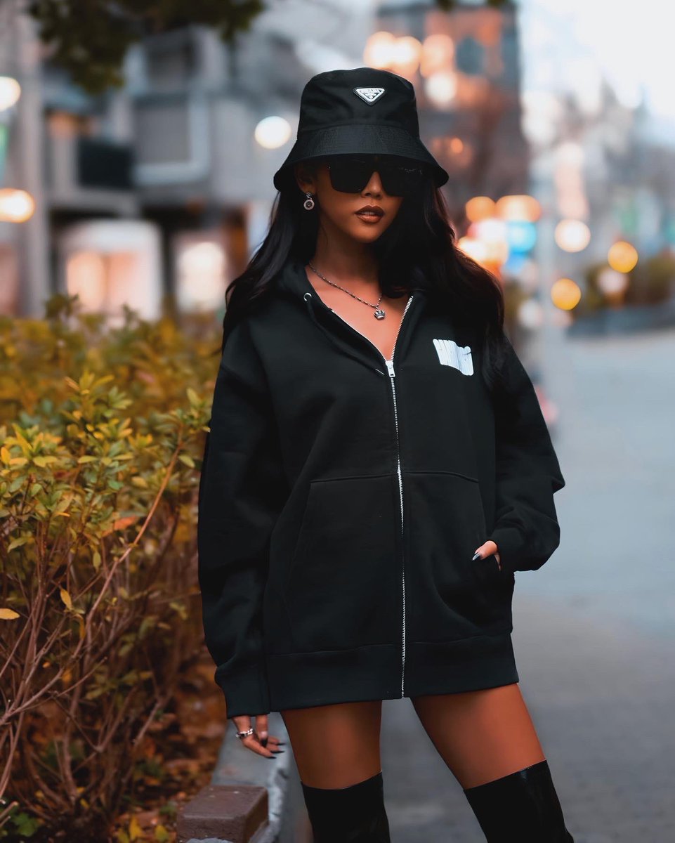 葉山潤奈 tweet media