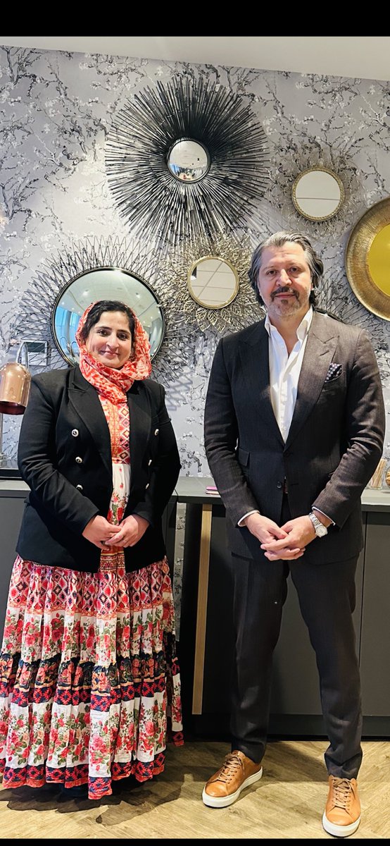 During my visit to Amsterdam, it was such a pleasure to meet with Dr. Anarkali Honaryar, @DrAnarkaliH former representative of the Afghan people in the parliament. Dr. Anarkali is a true Afghan patriot and continues to work for Afghanistan even in the most difficult of…