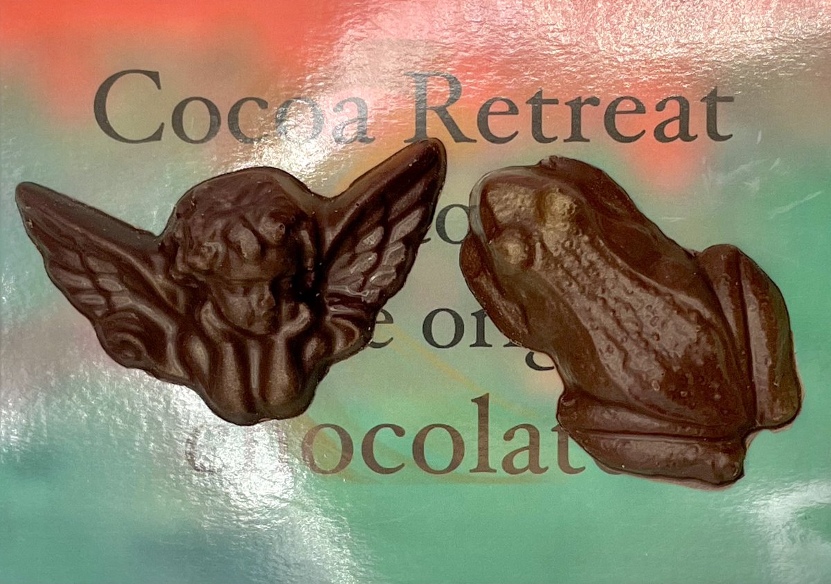 Craft chocolate Cherubs, perfect for Valentine’s Day, and Frogs, for kissing obviously (well, you never know!)
#valentinesday2024 #valentineschocolate #craftchocolate #cherubs #chocolatefrogs #beantobarchocolate #valentinetreats