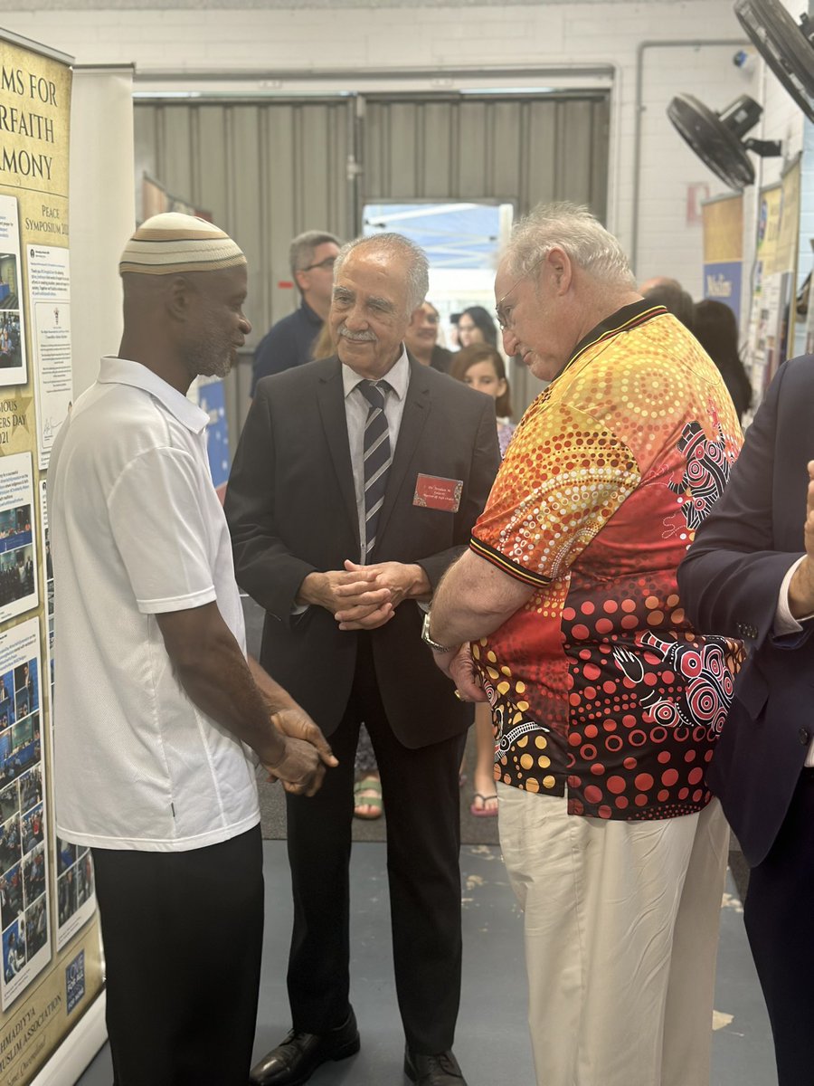 MKABrisbane's tweet photo. By the grace of Allah, Majlis Brisbane hosted a special Australia Day ceremony, welcoming guests with warmth. The event aimed to introduce everyone to the teachings of Islam Ahmadiyyat, emphasising peace and understanding. https://t.co/MV6gJn6p3g