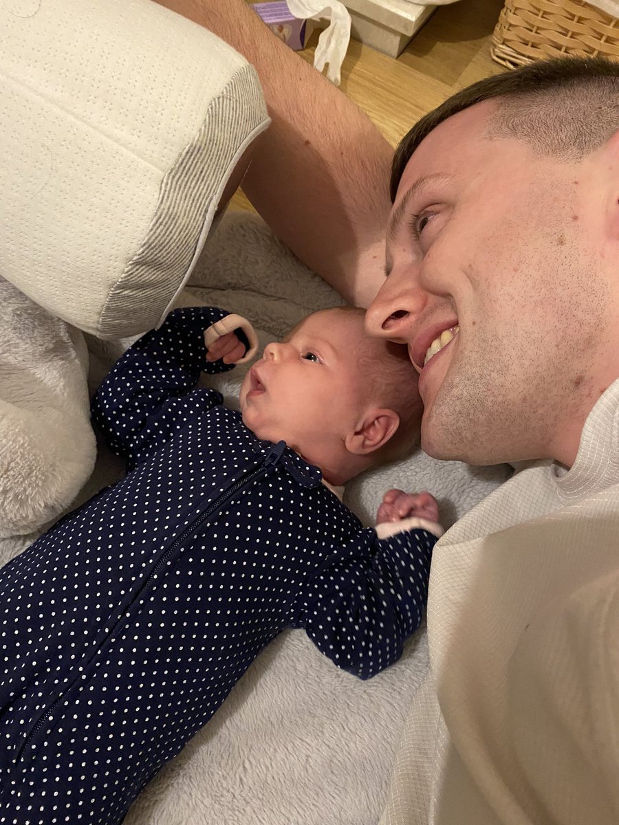 chlo.☼ tweet media