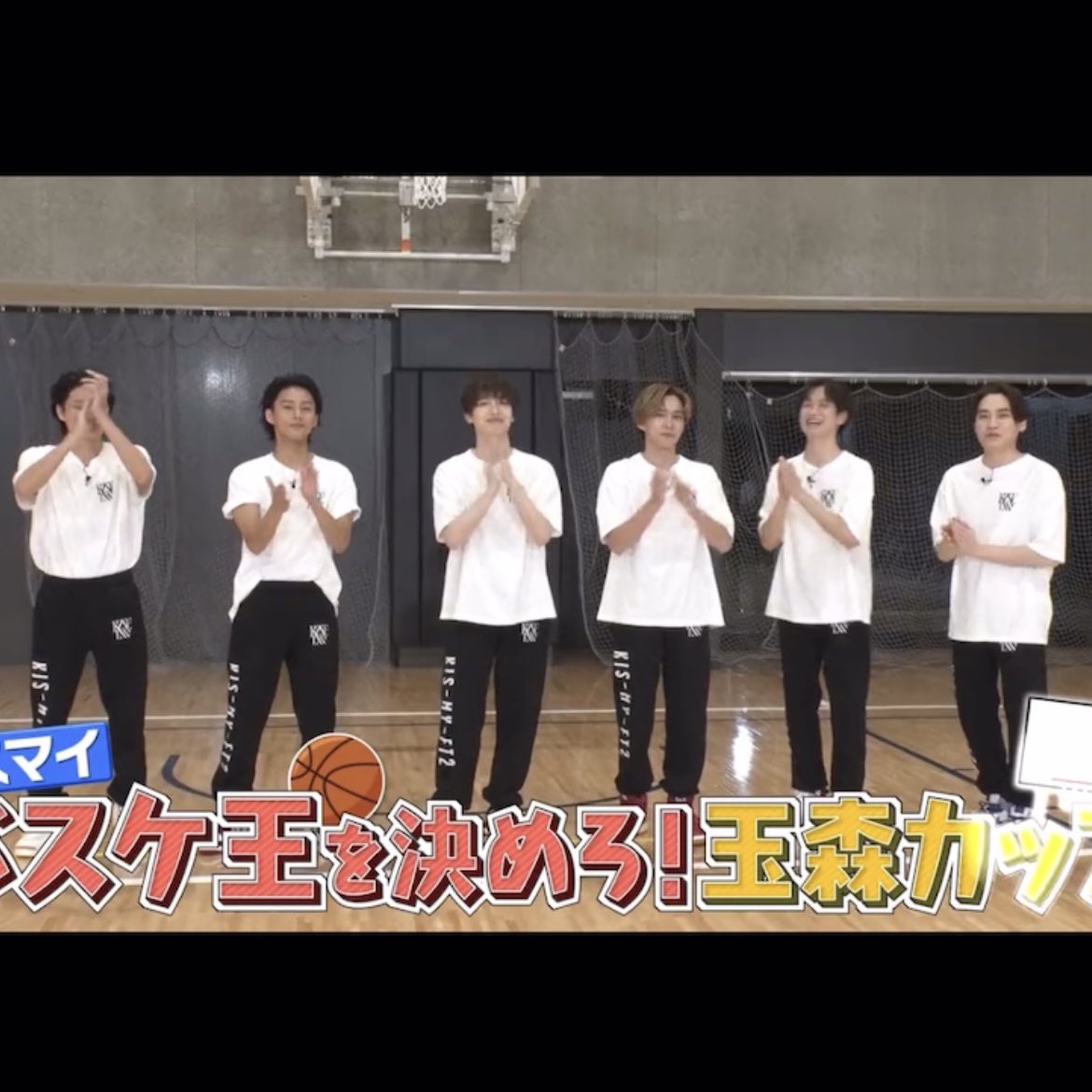 yuu00tapimitsu's tweet photo. キスマイちゃん、くにおのパーカーも欲しいけど、私この上下が欲しい🥺🥺 https://t.co/sCFpCRhKyh
