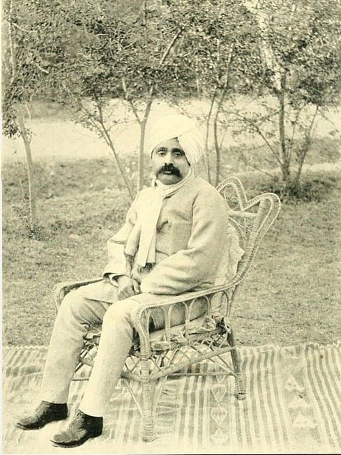 iampankaj_kumar's tweet photo. अंग्रेजों वापस जाओ
साइमन कमीशन के विरोध पर लाठीचार्ज के बाद अपने अंतिम भाषण मे��� ‘मेरे शरीर पर पड़ी एक-एक चोट ब्रिटिश साम्राज्य के कफन की कील बनेगी’ कहने वाले
भगत सिंह, उधमसिंह, राजगुरु, सुखदेव के प्रेरक
शेर ए पंजाब व पंजाब केसरी की उपाधि प्राप्त,
#लाला_लाजपत_राय की आज जयंती है https://t.co/q85lfG6NQg