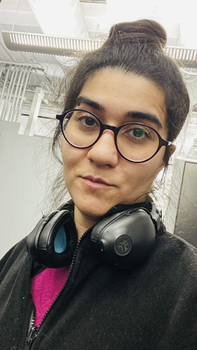 NedzzoneXR's tweet image. This is me in the last 24th hour of the @globalgamejam ! 

We are having a blast here👾⭐️

@SCADdotedu #itgm