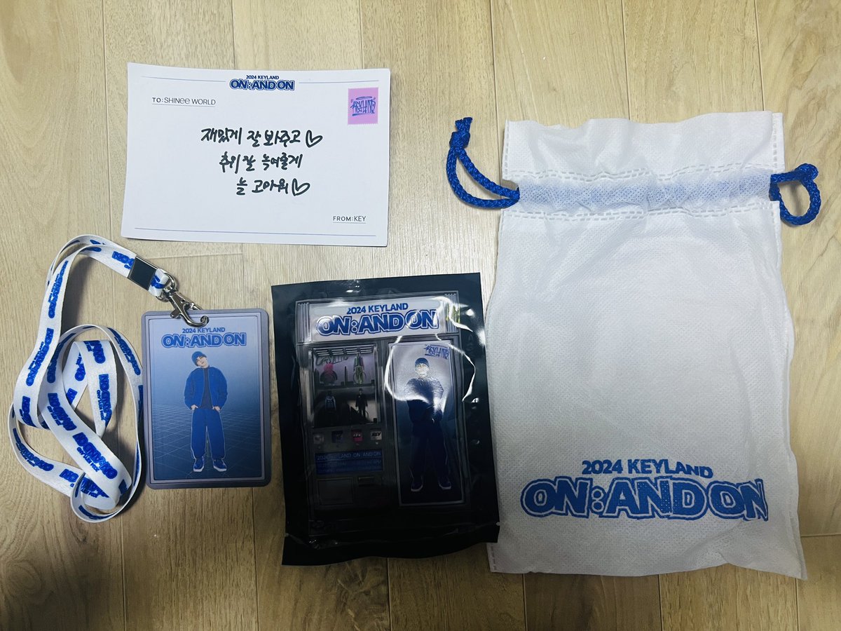 je1S5's tweet photo. 2024 KEYLAND ON : AND ON

오래 서 있어야해서 힘들었지만 기범이 보자마자 힘든게 뭐죠…? 
핑머 너무 찰떡🥹
롱테이크 뭐예요…
컨페티에서 나는 롱테이크 향🤤

#20240127 #SHINee #KEY #김기범
#Longtake https://t.co/b9fPFRM18H