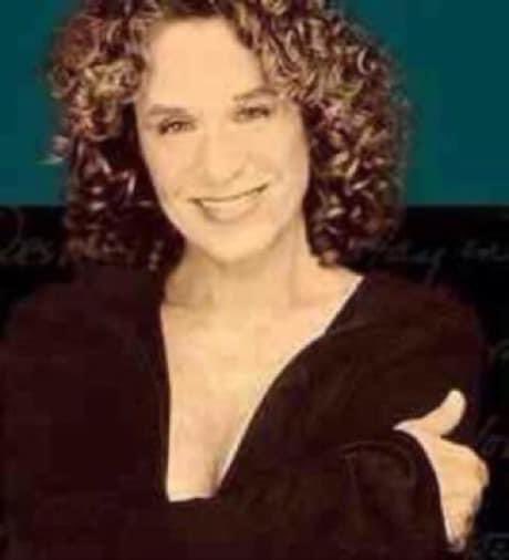 nirmalaheriza's tweet image. #LetUsWalkTogether :#FeelTheSpirit #HealTheWorld #WoodStockGuru @SwSatchidananda #AliceColtrane #Carole_King #Santana @herizaandford etal @Peter_Max EP: #Coltrane/#Heriza/@angelrain108 #PEACE CD in dvlp @VerveRecords
anandaprods.wordpress.com/in-development #harpersbazaarus  #THR #Variety #etnow