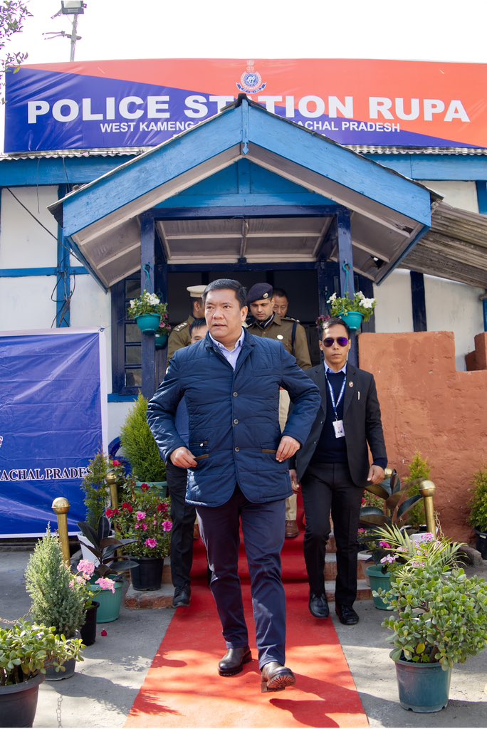 Felicitated Rupa Police Station Staff for being recognized as the Best Police Station in Arunachal Pradesh by the Ministry of Home Affairs.

It's wonderful to see their hard work, dedication acknowledged. Heartiest compliments to them.

1/2