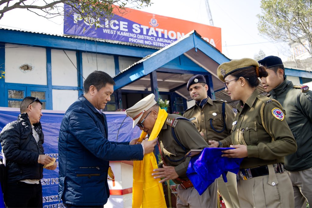 PemaKhanduBJP's tweet photo. Felicitated Rupa Police Station Staff for being recognized as the Best Police Station in Arunachal Pradesh by the Ministry of Home Affairs.

It's wonderful to see their hard work, dedication acknowledged. Heartiest compliments to them.

1/2 https://t.co/9F6wXItFIH