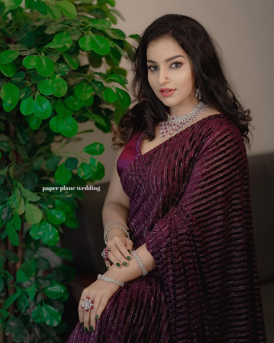 OnlyHeroines's tweet photo. #MalavikaMenon π₯°
πΈβ‘οΈ https://t.co/0pUvVScNWE
#actress #malayalamactress #saree #sareelove #onlyheroines https://t.co/fOwVdYUKqu
