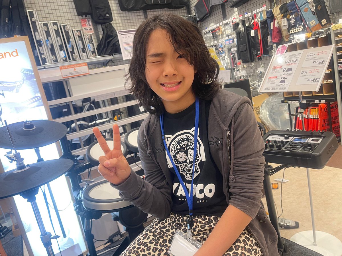 keitorockstar's tweet photo. I'm in Shizuoka today ‼️

I'm going to go play drums as hard as I can in a big place for the first time in a long time 🥁🔥.

今日は静岡に来ています‼️
久しぶりに��いところで思い切りドラム叩いてきます🥁🔥

#ロックドラマーkeito #ドラム男子 https://t.co/lnXF4KvRvs