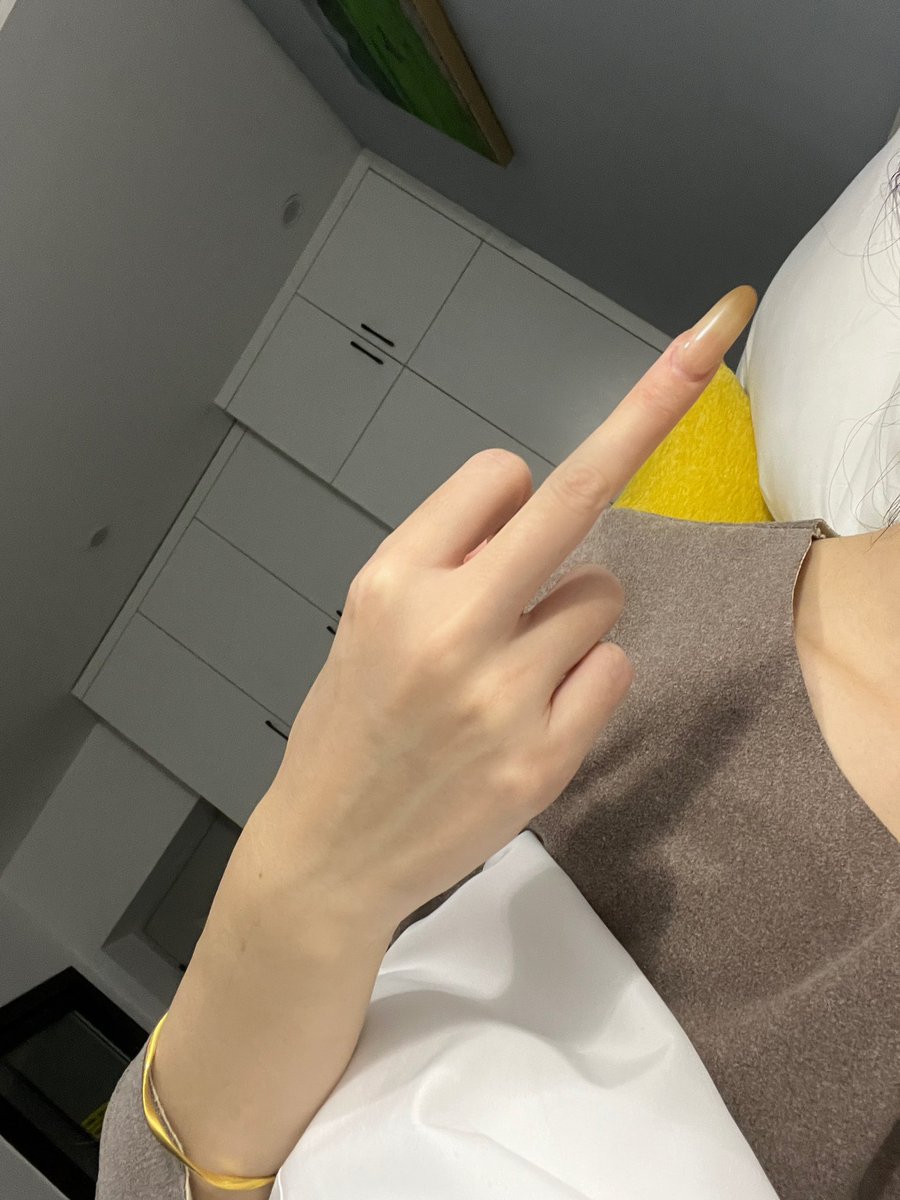 批判身材的男人
我诅咒你唧唧明天就变得和我手指一样细 https://t.co/yQOK3NKJM6