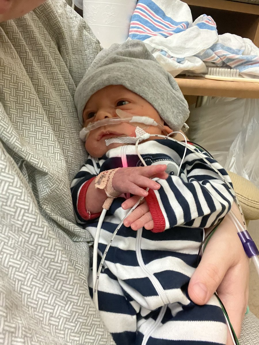 amber_harbin16's tweet photo. Mama’s handsome little man🥹🩵 @ThAbEaR_95 https://t.co/WbNjqvFtZX