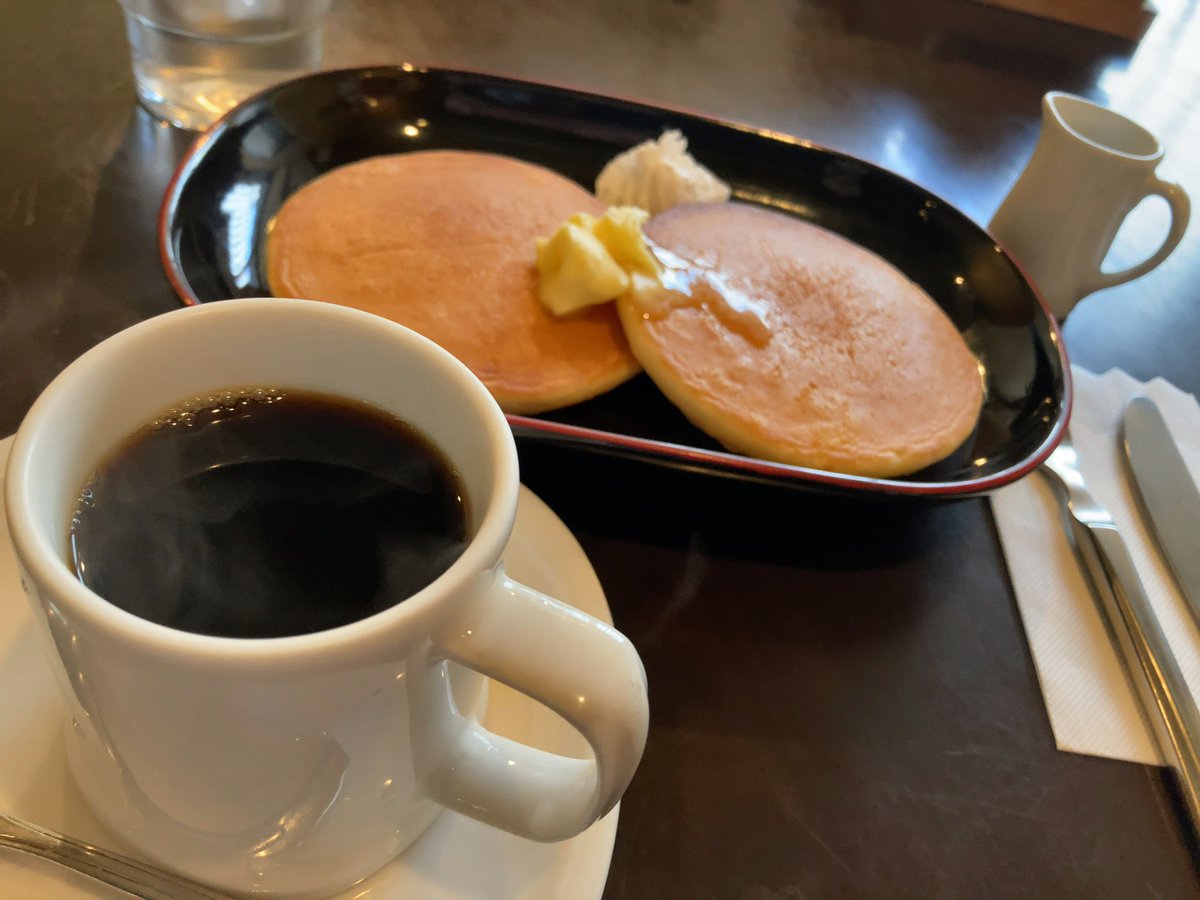 MsJunction's tweet photo. 観劇前と後に同じお店へ。
近くの人気チェーン店は行列だけど、
ここは静か😊
こういうお店を知っとくといいですね。
#RoseSelavy
#ローズセラヴィー
#行き付け
#インディアンピラフ
#ホットケーキ
#コーヒー
#ランチ
#喫茶店
#cafe https://t.co/e4wTLdyIJS