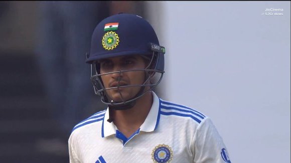 mufaddal_vohra's tweet photo. Shubman Gill dismissed for a 2 ball duck. https://t.co/AiFppGtsZ2