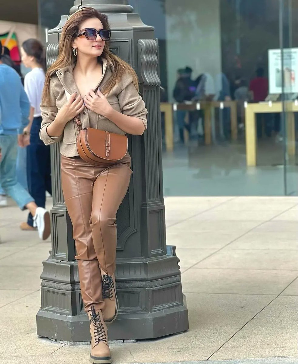 MediaMagick's tweet photo. Stylish and Chic #SumbulIqbal https://t.co/ZGxLFdlZzT