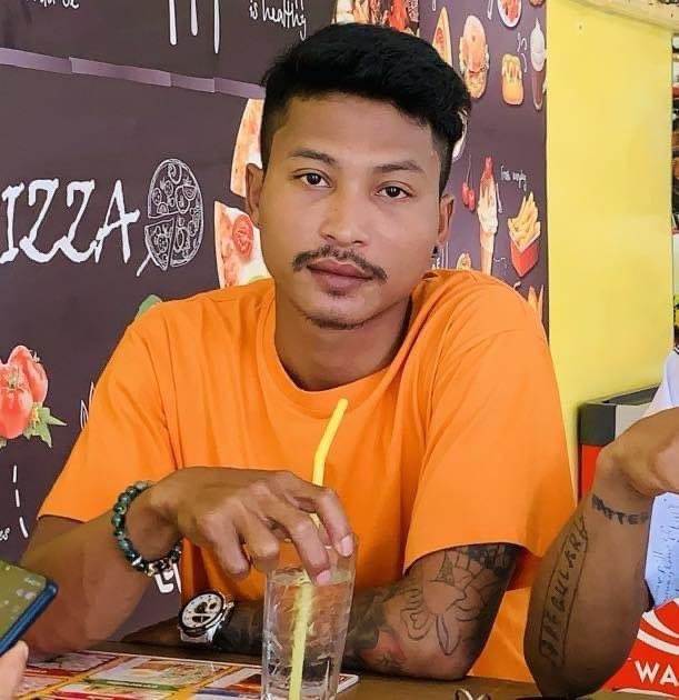 Dawei B tweet media