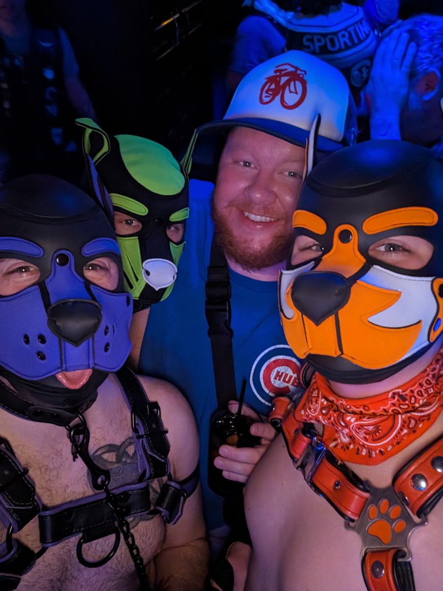 These pups make me feel welcome! 
I couldn't be more proud to be a Kansas City pup!  <a href="/Degenerate_dawg/">Puppycat Momo</a> <a href="/Saz_erac/">Saz</a>