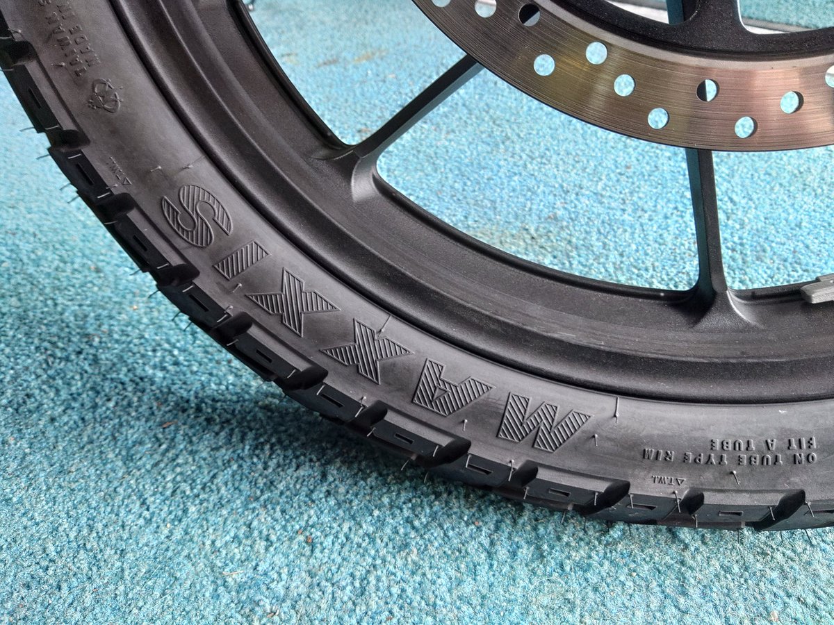 KTM819O4's tweet photo. #VSTROM250SX #BABRE #MAXXIS #試乗 https://t.co/6YOfGgFJWv