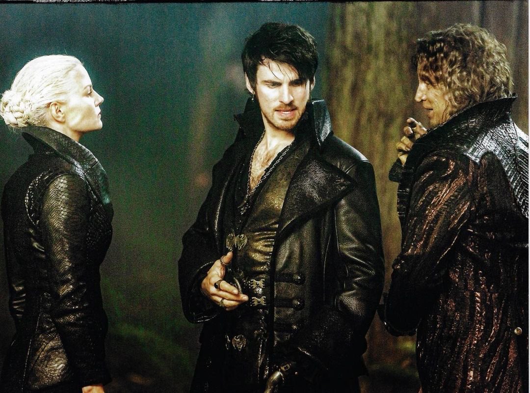 magiemaguy1985's tweet photo. #ouat #darkone #robert #Jennifer #Colin #S5 https://t.co/y8ZcPRuu4b